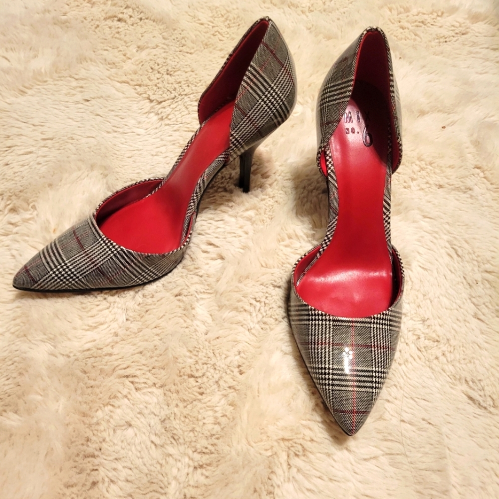 4" plaid stilettos size 11. Never worn.